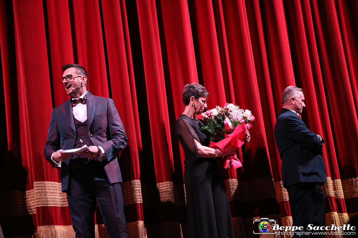 VBS_4015 - Il Magico Paese di Natale 2024 - Spettacolo di Inaugurazione al Teatro Alfieri.jpg